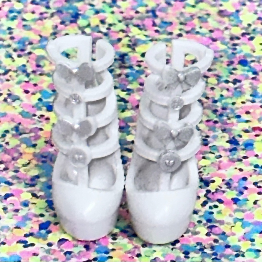 L.O.L. Surprise! Replacement Shoes Miss Celebrate White Silver Bows Heels EUC